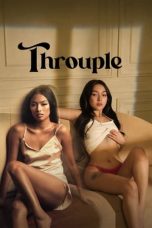 Nonton film Throuple (2024) terbaru di Dutamovie21